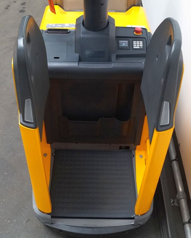 Jungheinrich ERD220 - Стакер: снимка 3 Jungheinrich ERD220 - Стакер: снимка 3