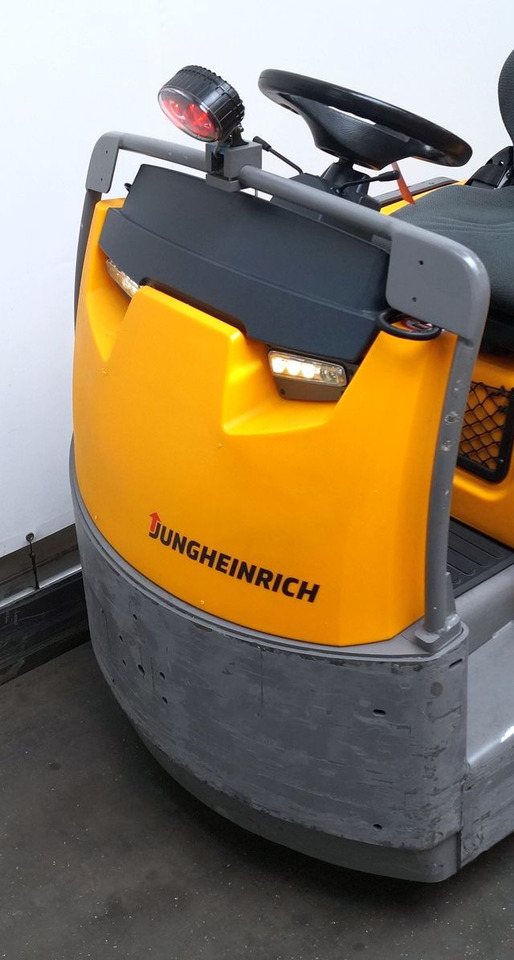 Jungheinrich EZS570 - Електрически влекач: снимка 3 Jungheinrich EZS570 - Електрически влекач: снимка 3