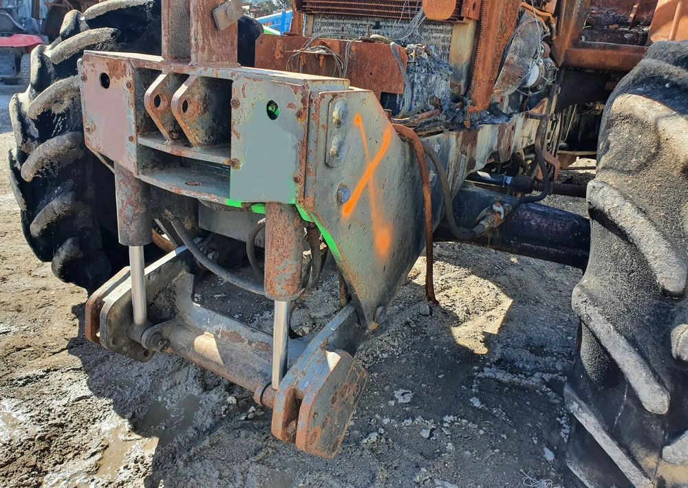 Claas Ares Renault 556 wał blok silnik głowica most zwolnica skrzynia - Скоростна кутия за Селскостопанска техника: снимка 3 Claas Ares Renault 556 wał blok silnik głowica most zwolnica skrzynia - Скоростна кутия за Селскостопанска техника: снимка 3