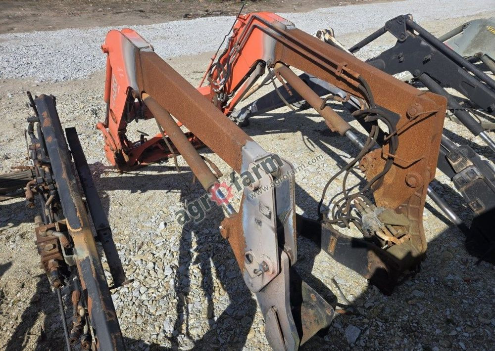 Ładowacz czołowy z adaptacją, Kubota M8540 LA1353 - Челен товарач за трактор: снимка 3 Ładowacz czołowy z adaptacją, Kubota M8540 LA1353 - Челен товарач за трактор: снимка 3