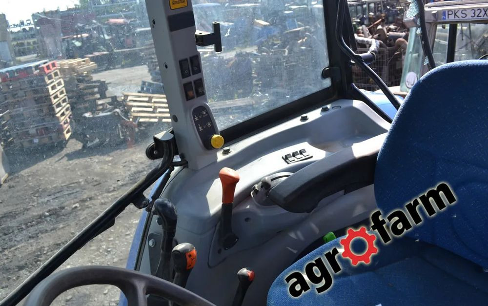 New Holland T5050 silnik most obudowa skrzynia piasta blok zawór - Резервни части за Селскостопанска техника: снимка 5 New Holland T5050 silnik most obudowa skrzynia piasta blok zawór - Резервни части за Селскостопанска техника: снимка 5