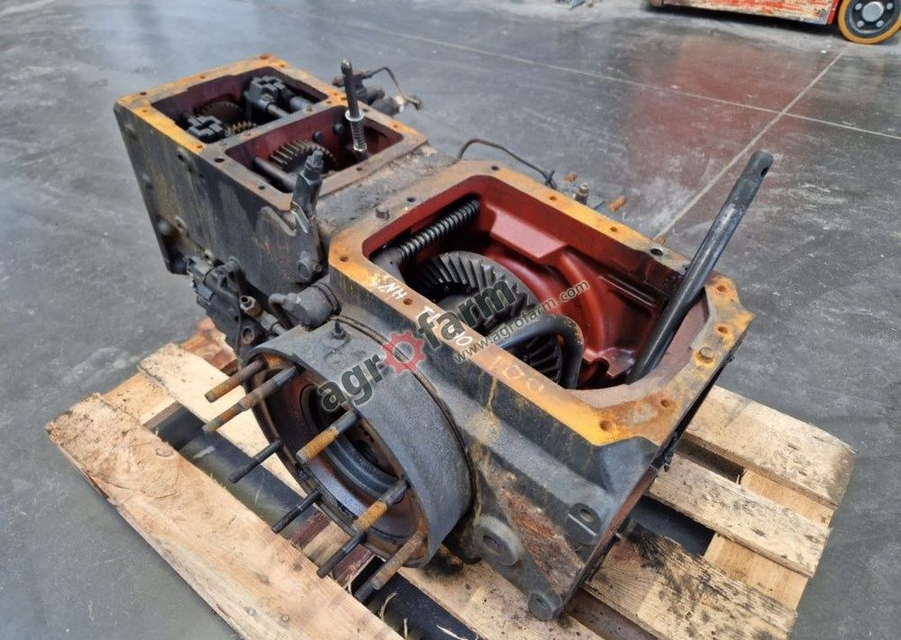 TYLNY MOST NEW HOLLAND TL 100 - Задна ос: снимка 1 TYLNY MOST NEW HOLLAND TL 100 - Задна ос: снимка 1