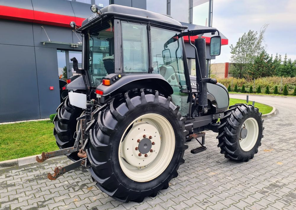 Valtra A93 - Трактор: снимка 4 Valtra A93 - Трактор: снимка 4