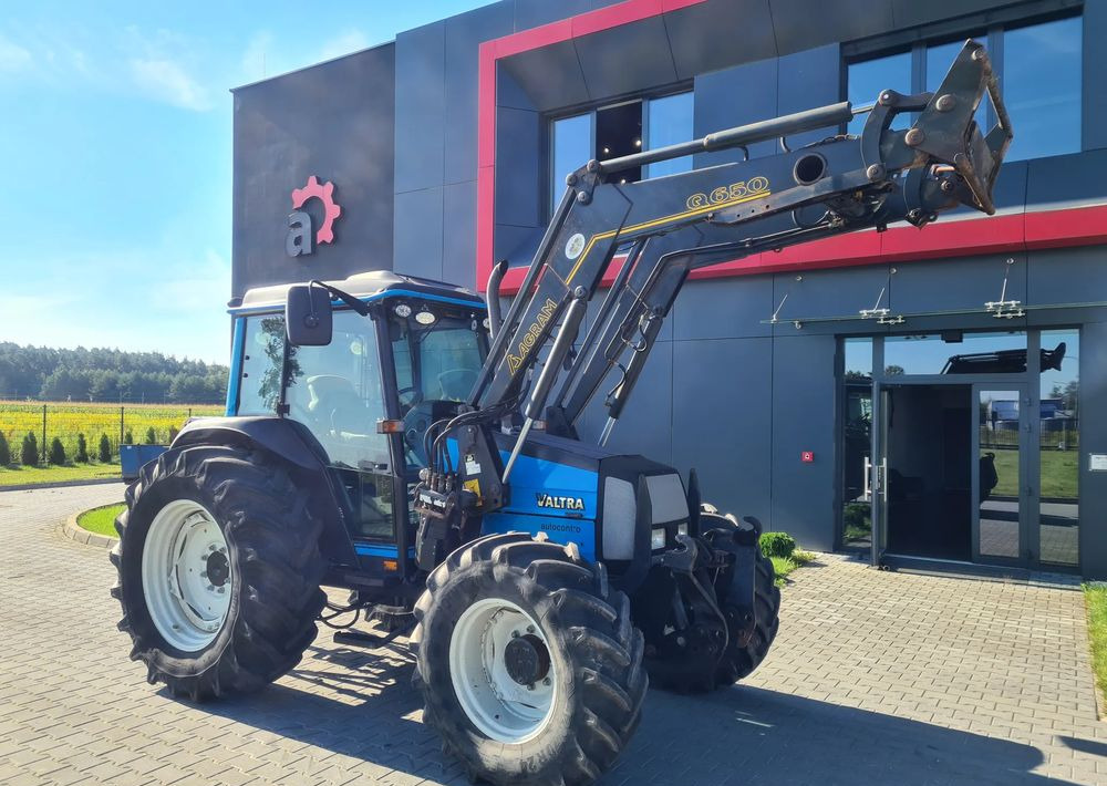 Valtra A95 - Трактор: снимка 2 Valtra A95 - Трактор: снимка 2