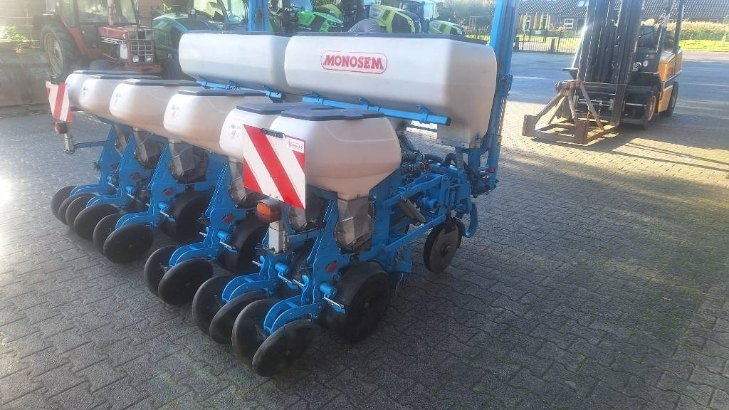 Monosem NG PLUS 6 - Прецизна сеялка: снимка 2 Monosem NG PLUS 6 - Прецизна сеялка: снимка 2