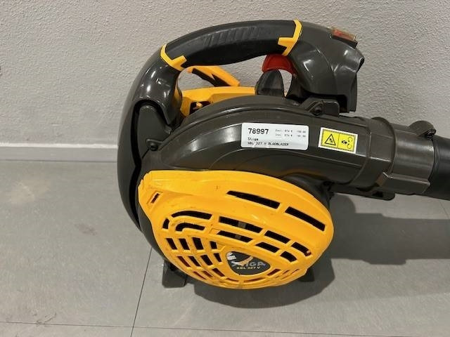 Stiga SBL 327 Bladblazer - Градинска техника: снимка 3 Stiga SBL 327 Bladblazer - Градинска техника: снимка 3