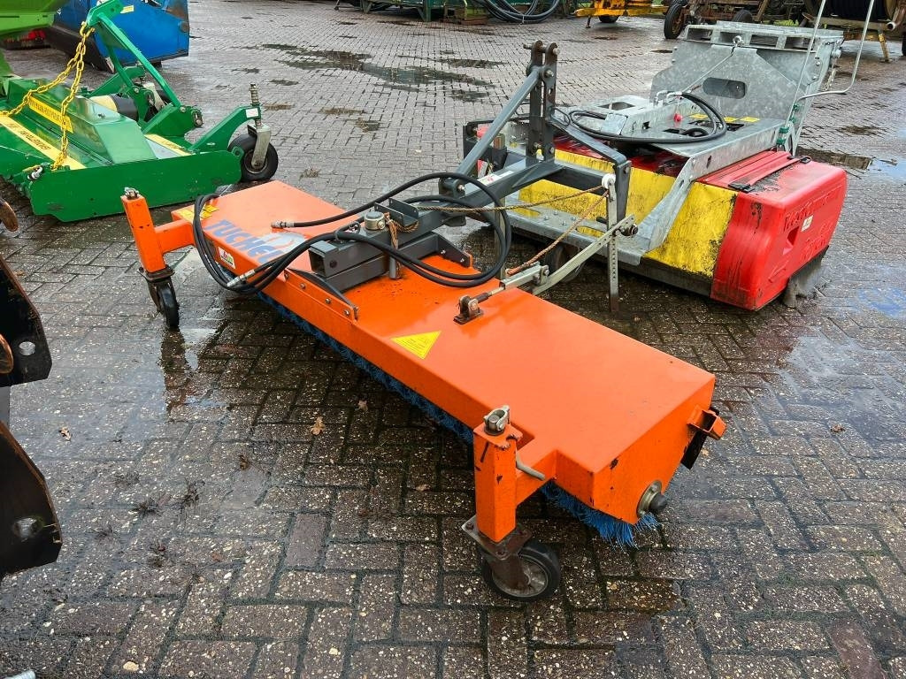 Tuchel EKM 230 HD veegmachine - Четка: снимка 5 Tuchel EKM 230 HD veegmachine - Четка: снимка 5