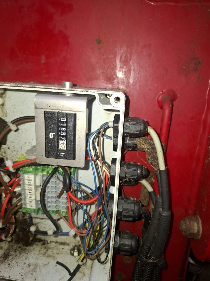 Vredo ZB3-9175 bemester - Разпръсквач за оборски тор: снимка 5 Vredo ZB3-9175 bemester - Разпръсквач за оборски тор: снимка 5