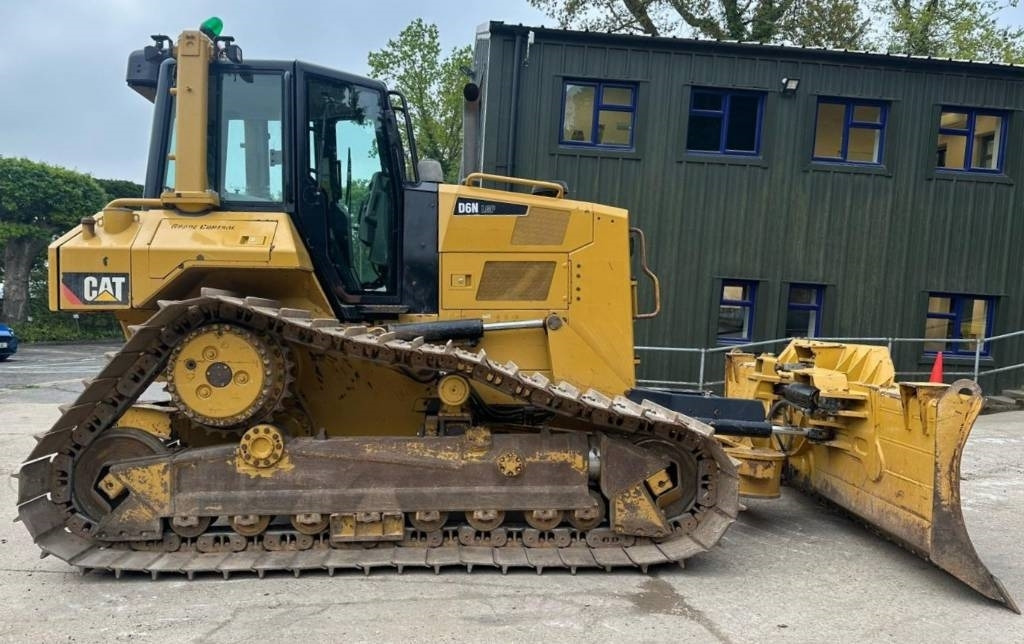 CAT D 6 N LGP - Булдозер: снимка 1 CAT D 6 N LGP - Булдозер: снимка 1