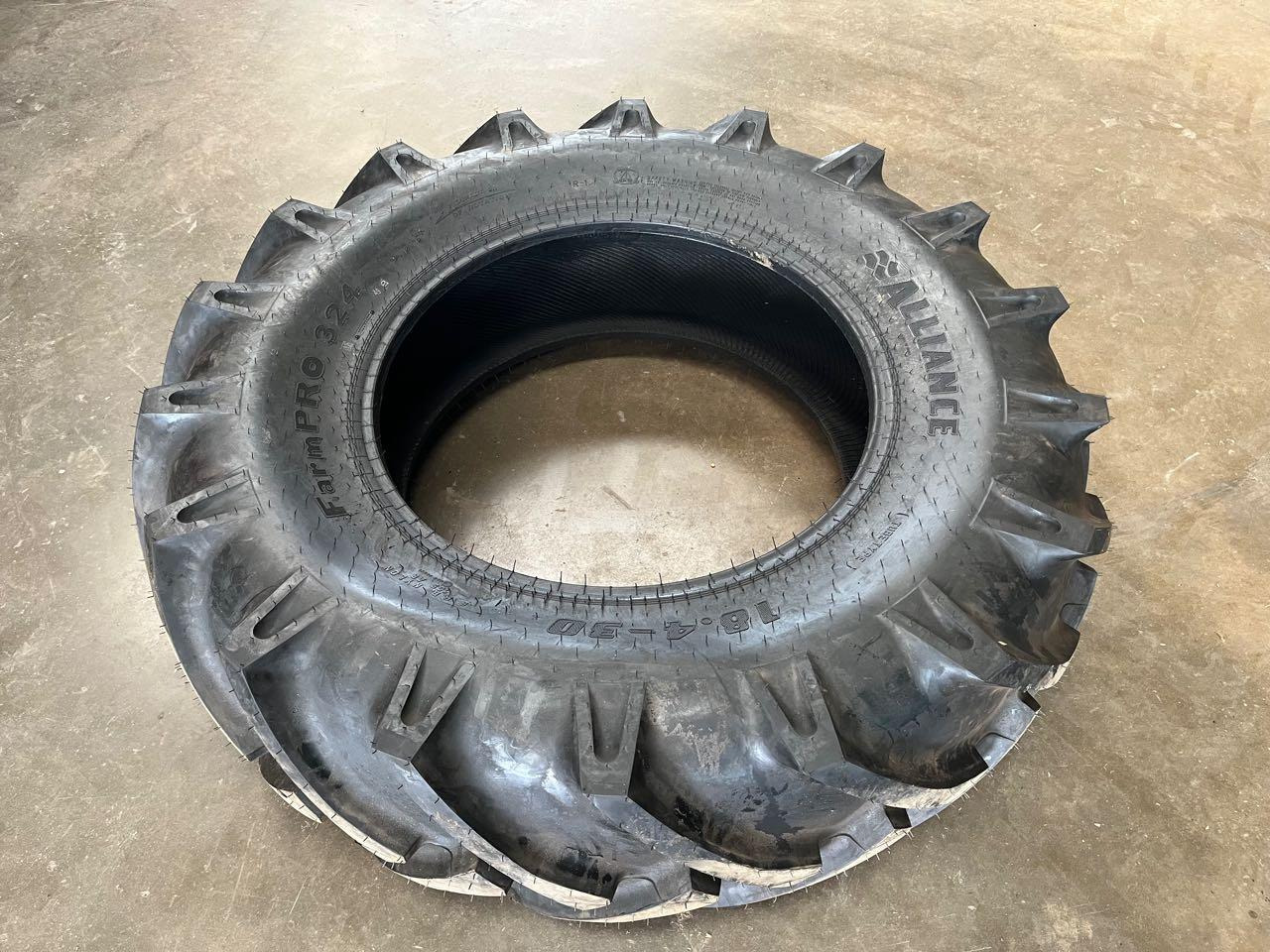 Alliance Farmpro 324, 18.4-30 8PR, 139 A8 - Гума: снимка 1 Alliance Farmpro 324, 18.4-30 8PR, 139 A8 - Гума: снимка 1