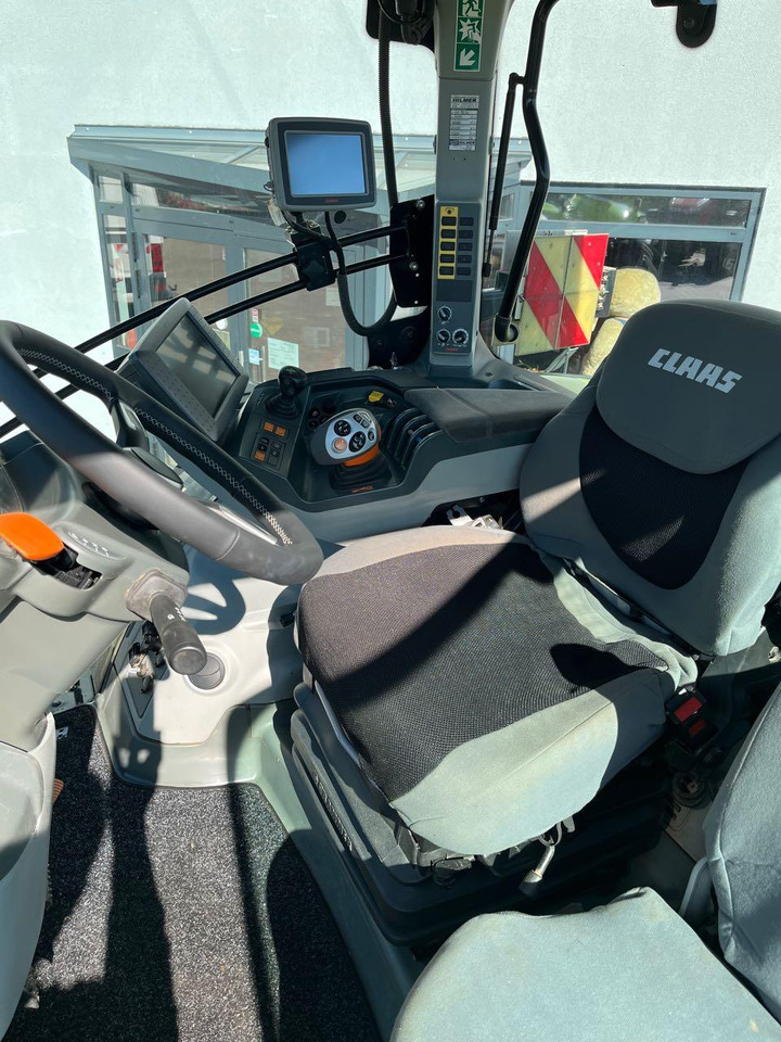 Трактор CLAAS Axion 870 C-Matic: снимка 8