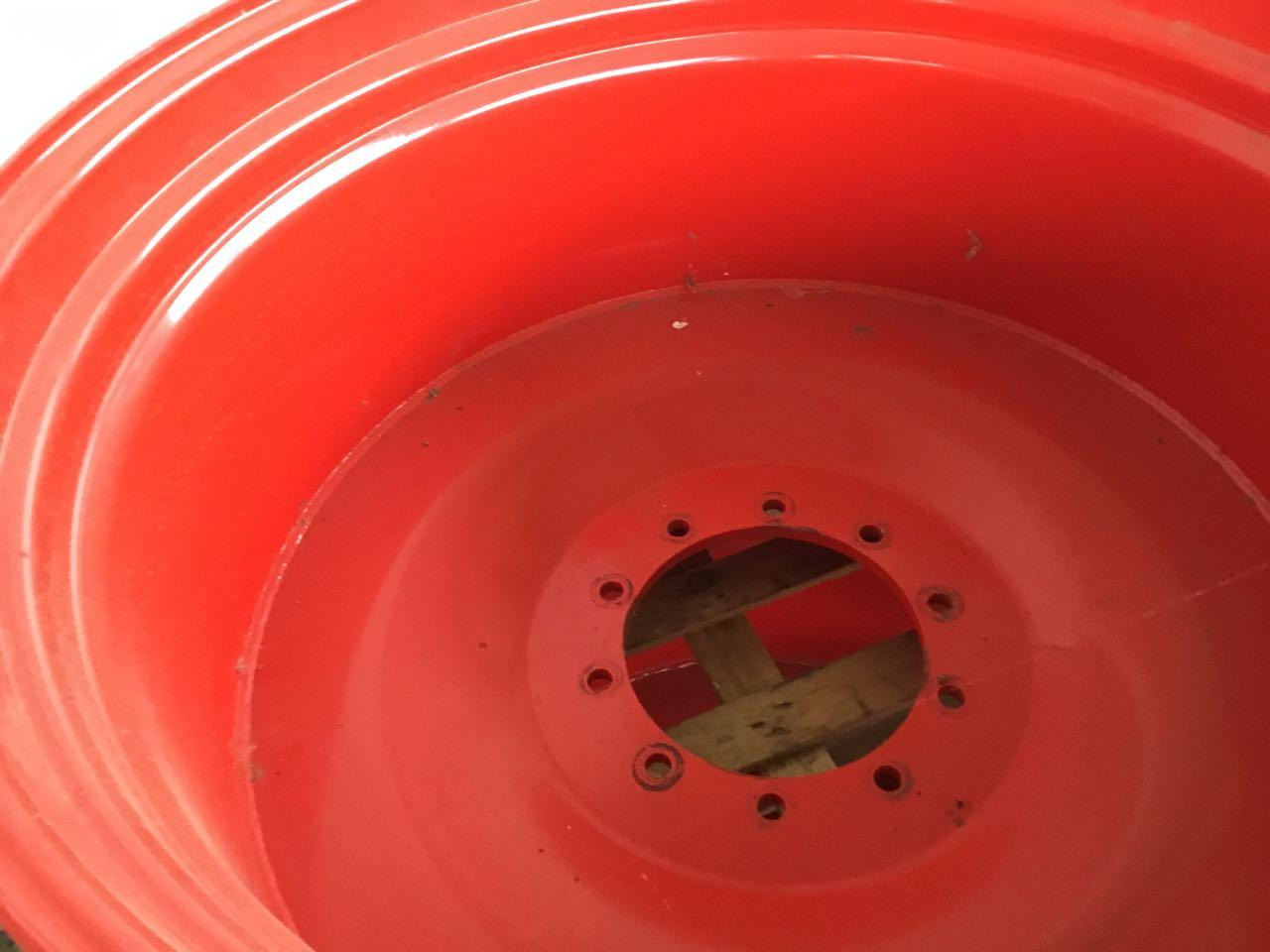 Felgen 23x42, Spur 2050mm , Fendt 900 - Джанта: снимка 2 Felgen 23x42, Spur 2050mm , Fendt 900 - Джанта: снимка 2