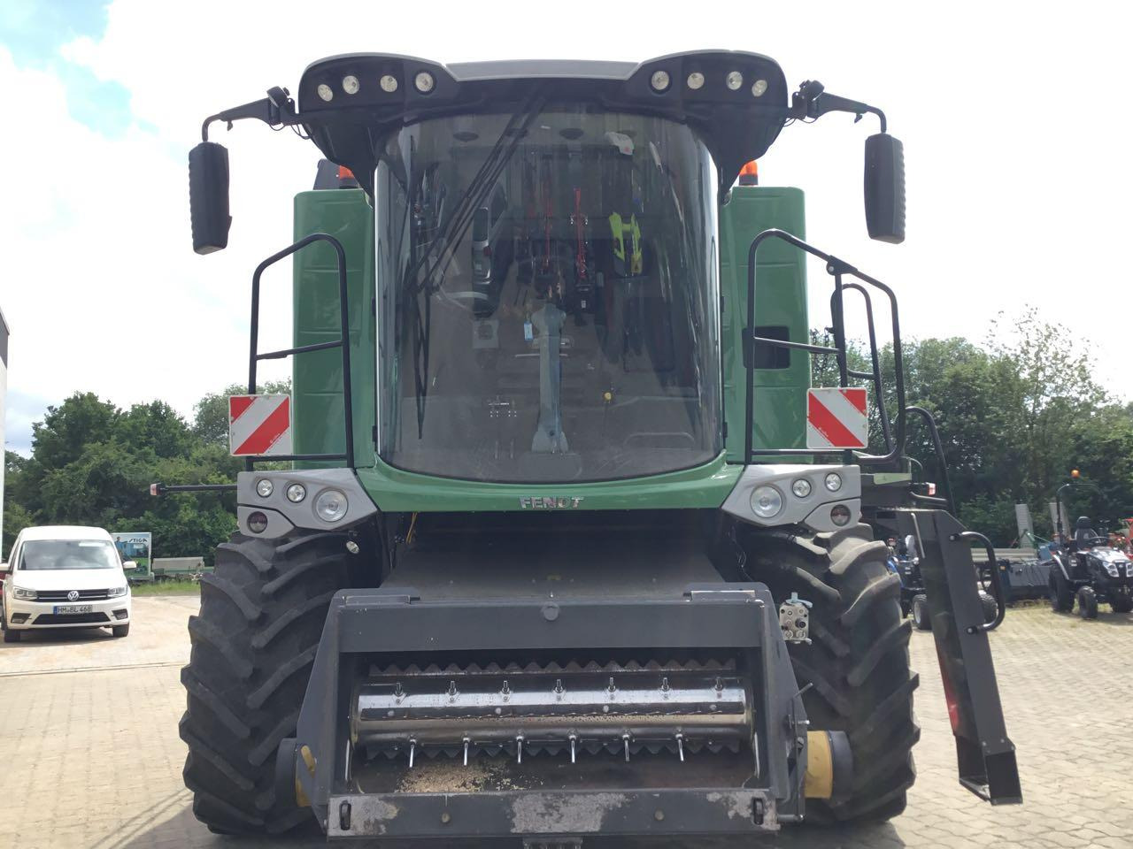 Fendt 6335 C - Зърнокомбайн: снимка 2 Fendt 6335 C - Зърнокомбайн: снимка 2