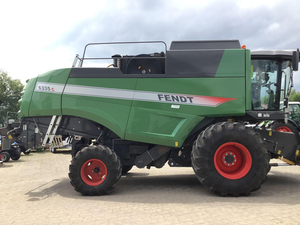 Fendt 6335 C - Зърнокомбайн: снимка 3 Fendt 6335 C - Зърнокомбайн: снимка 3