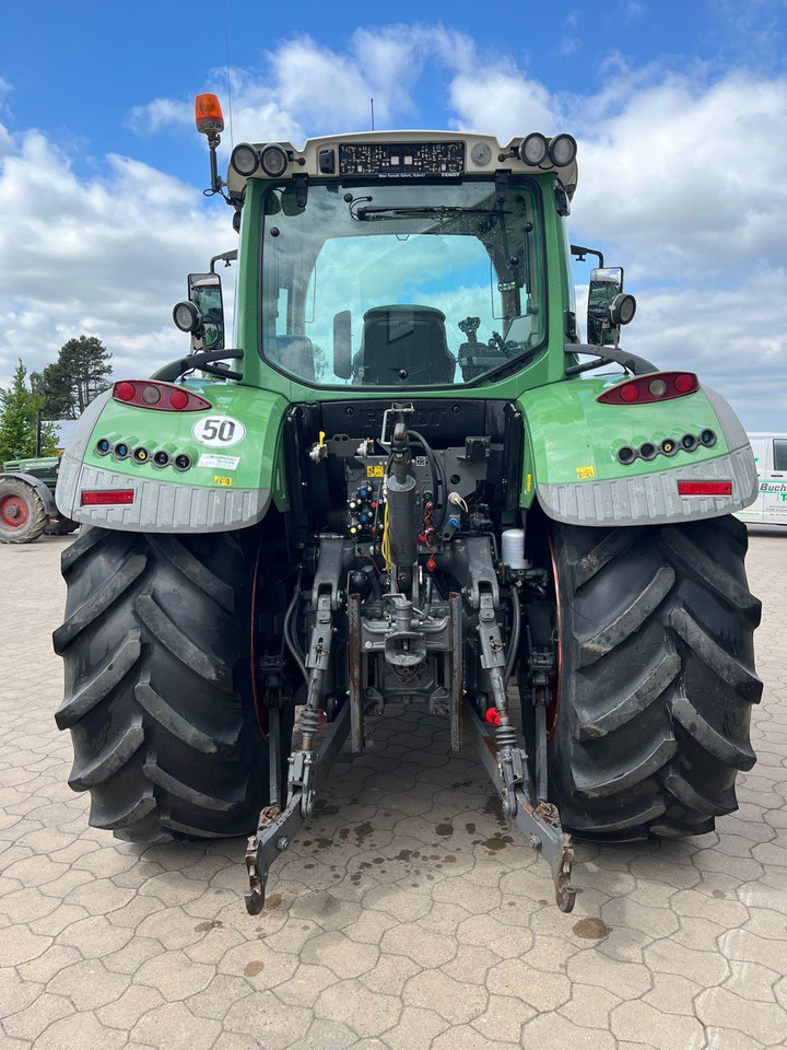 Fendt 718 Vario SCR - Трактор: снимка 4 Fendt 718 Vario SCR - Трактор: снимка 4