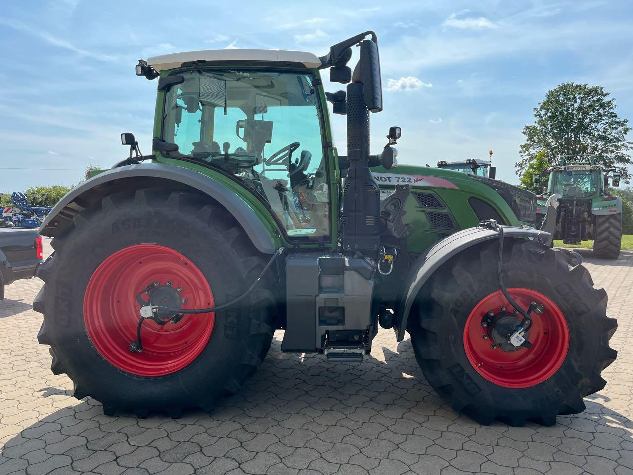 Fendt 722 Vario S4 ProfiPlus - Трактор: снимка 2 Fendt 722 Vario S4 ProfiPlus - Трактор: снимка 2