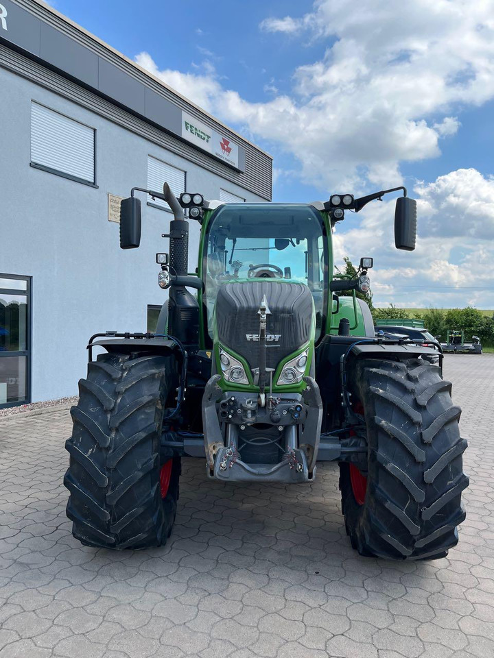 Fendt 722 Vario S4 ProfiPlus - Трактор: снимка 3 Fendt 722 Vario S4 ProfiPlus - Трактор: снимка 3