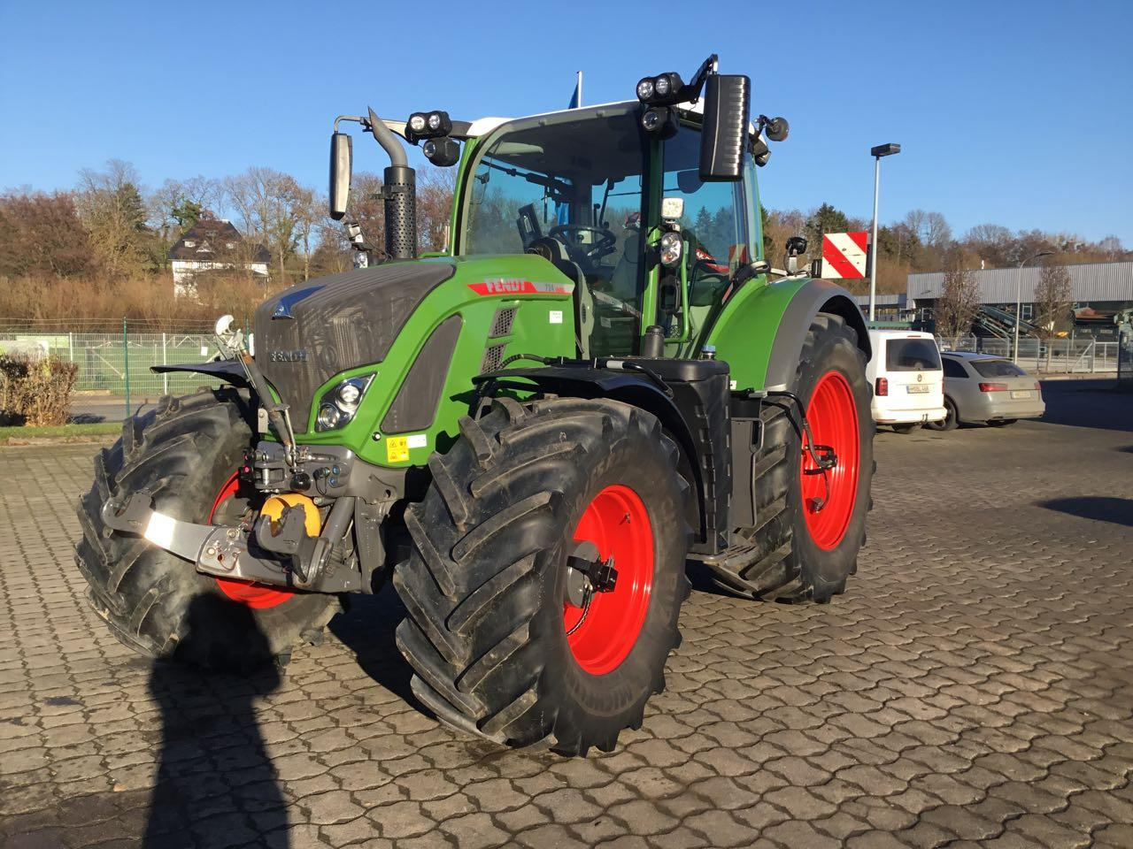 Fendt 724 Vario Gen6 Profi+ Setting 2 - Трактор: снимка 2 Fendt 724 Vario Gen6 Profi+ Setting 2 - Трактор: снимка 2