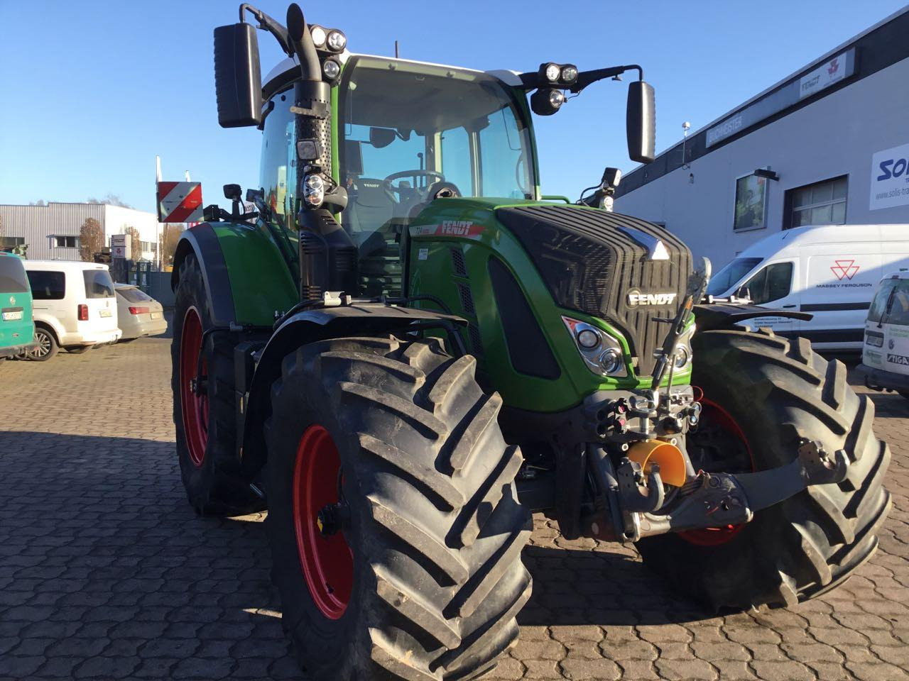 Fendt 724 Vario Gen6 Profi+ Setting 2 - Трактор: снимка 4 Fendt 724 Vario Gen6 Profi+ Setting 2 - Трактор: снимка 4