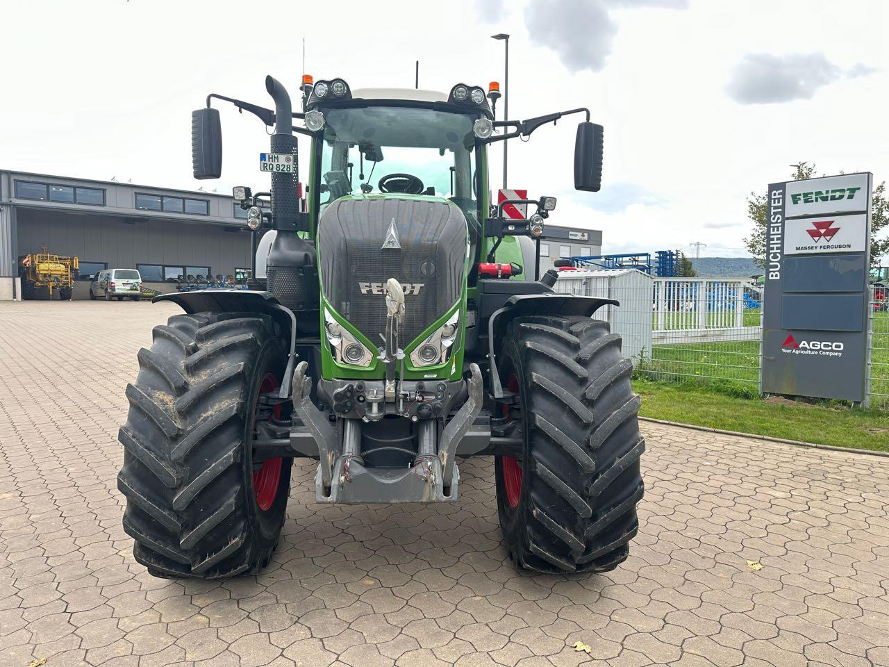 Fendt 828 S4 ProfiPlus - Трактор: снимка 2 Fendt 828 S4 ProfiPlus - Трактор: снимка 2