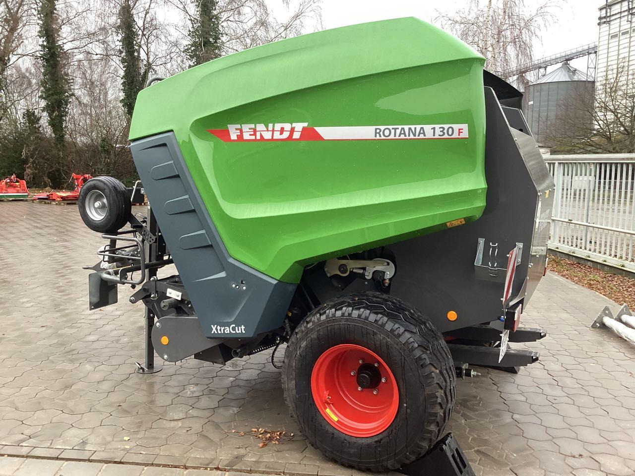 Fendt Rotana 130 F - Рулонна сламопреса: снимка 4 Fendt Rotana 130 F - Рулонна сламопреса: снимка 4