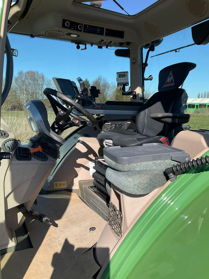 Fendt Vario 714 SCR Profi Plus - Трактор: снимка 3 Fendt Vario 714 SCR Profi Plus - Трактор: снимка 3