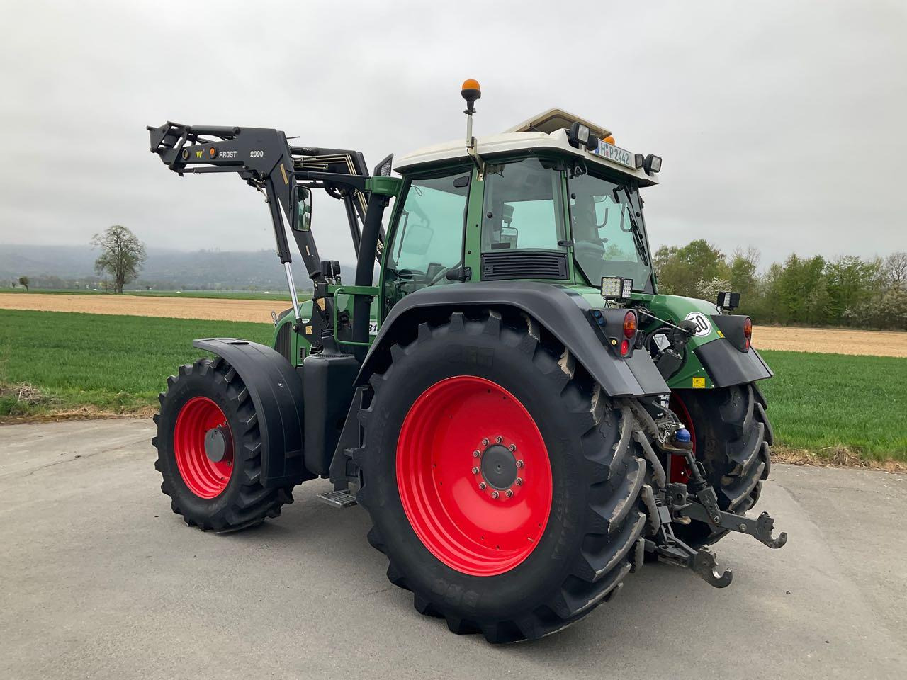 Fendt Vario 818 - Трактор: снимка 2 Fendt Vario 818 - Трактор: снимка 2