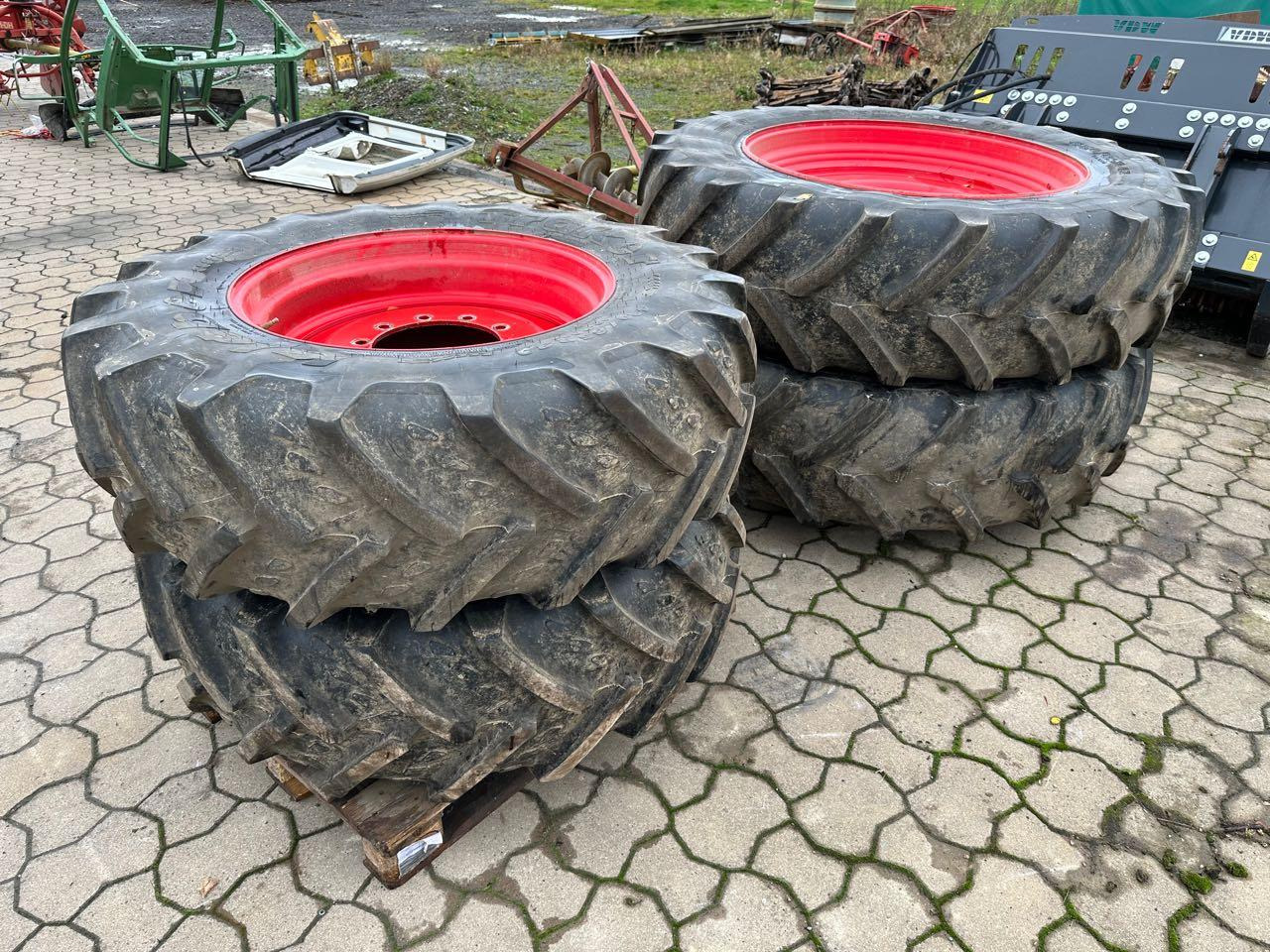 Firestone Komplettsatz 420/85 R30 + 460/85 R42 - Гума: снимка 2 Firestone Komplettsatz 420/85 R30 + 460/85 R42 - Гума: снимка 2