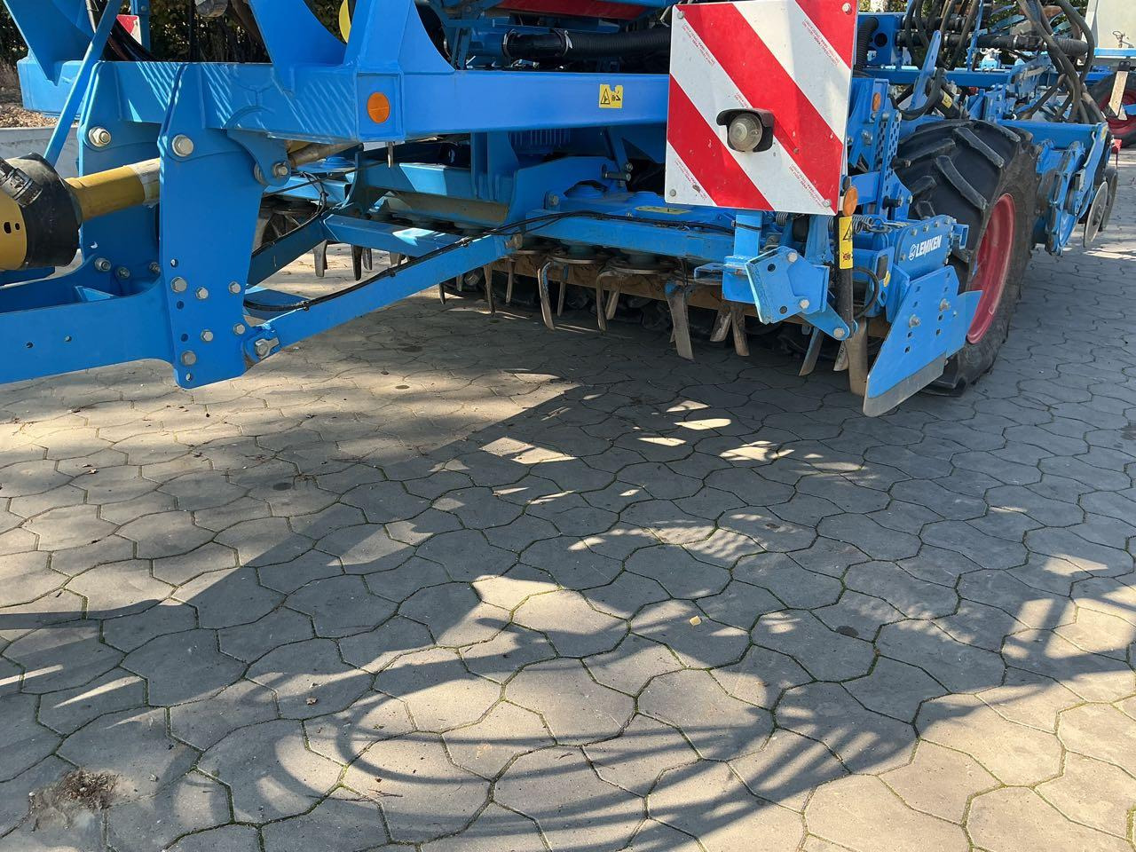 Lemken Compact Solitair 9/300 Z - Комбинирана сеялка: снимка 3 Lemken Compact Solitair 9/300 Z - Комбинирана сеялка: снимка 3