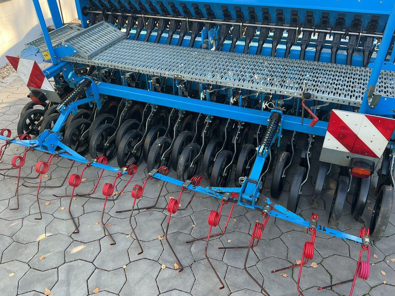 Lemken Saphir 7/300 DS - Комбинирана сеялка: снимка 4 Lemken Saphir 7/300 DS - Комбинирана сеялка: снимка 4