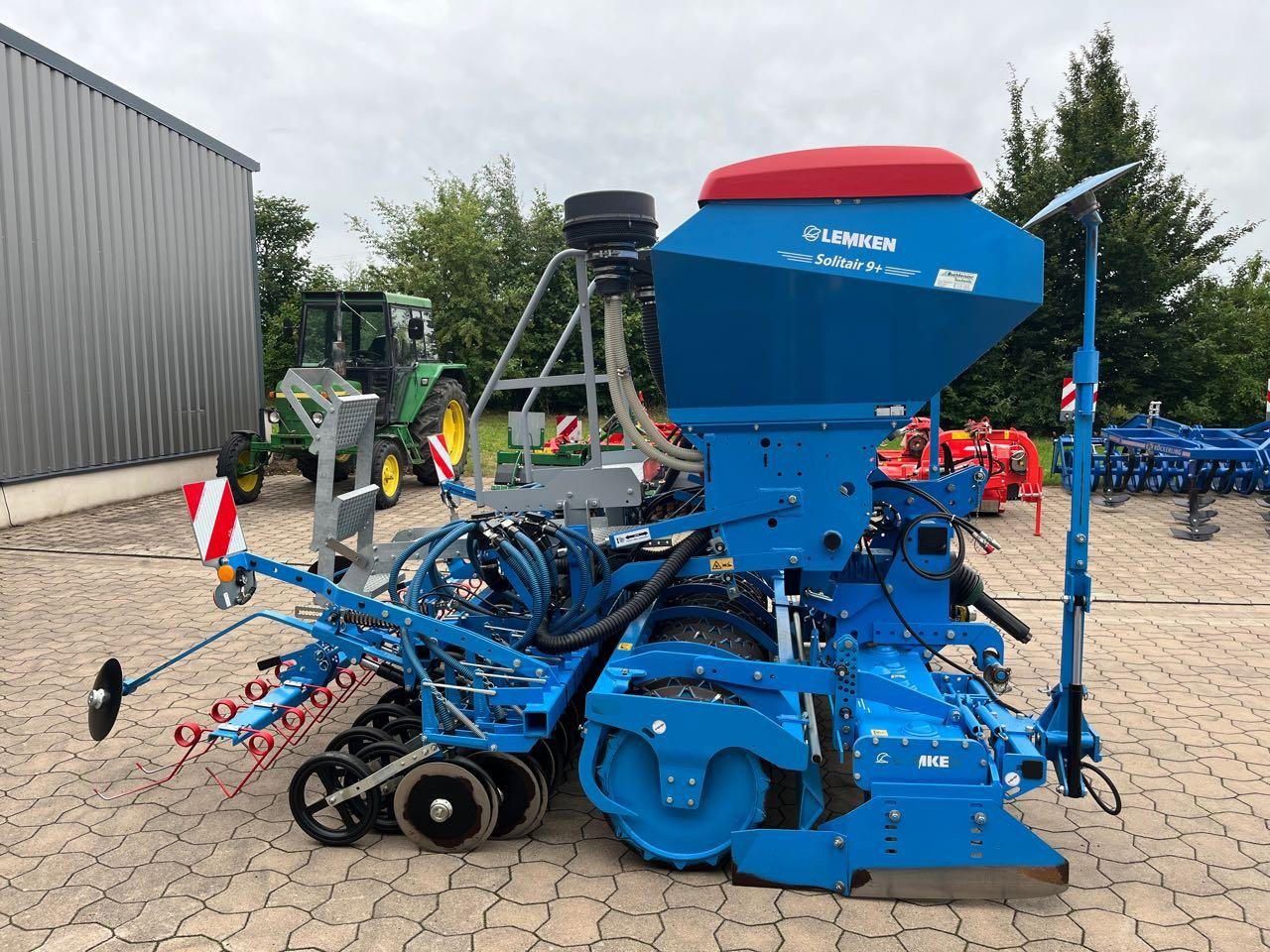 Lemken Zirkon 12 / Solitär 9-300 - Комбинирана сеялка: снимка 3 Lemken Zirkon 12 / Solitär 9-300 - Комбинирана сеялка: снимка 3
