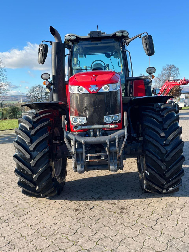 Massey Ferguson 8727 Dyna-VT - Трактор: снимка 2 Massey Ferguson 8727 Dyna-VT - Трактор: снимка 2