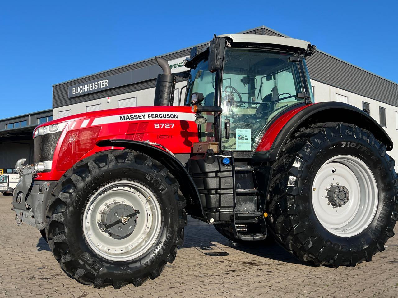 Трактор Massey Ferguson 8727 Dyna-VT: снимка 7 Трактор Massey Ferguson 8727 Dyna-VT: снимка 7