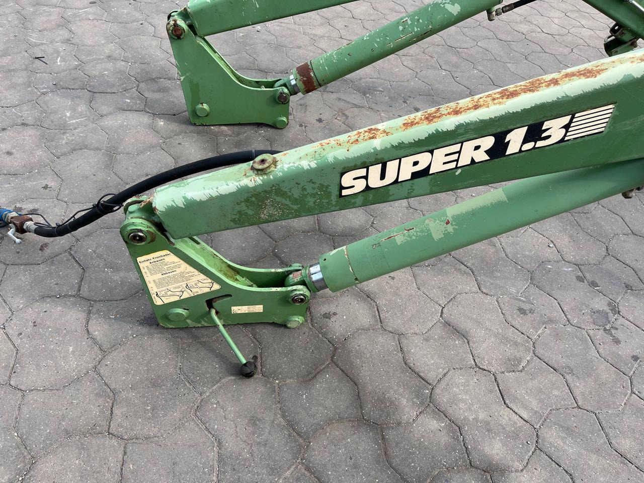 Stoll Super 1.3 - Челен товарач за трактор: снимка 5 Stoll Super 1.3 - Челен товарач за трактор: снимка 5