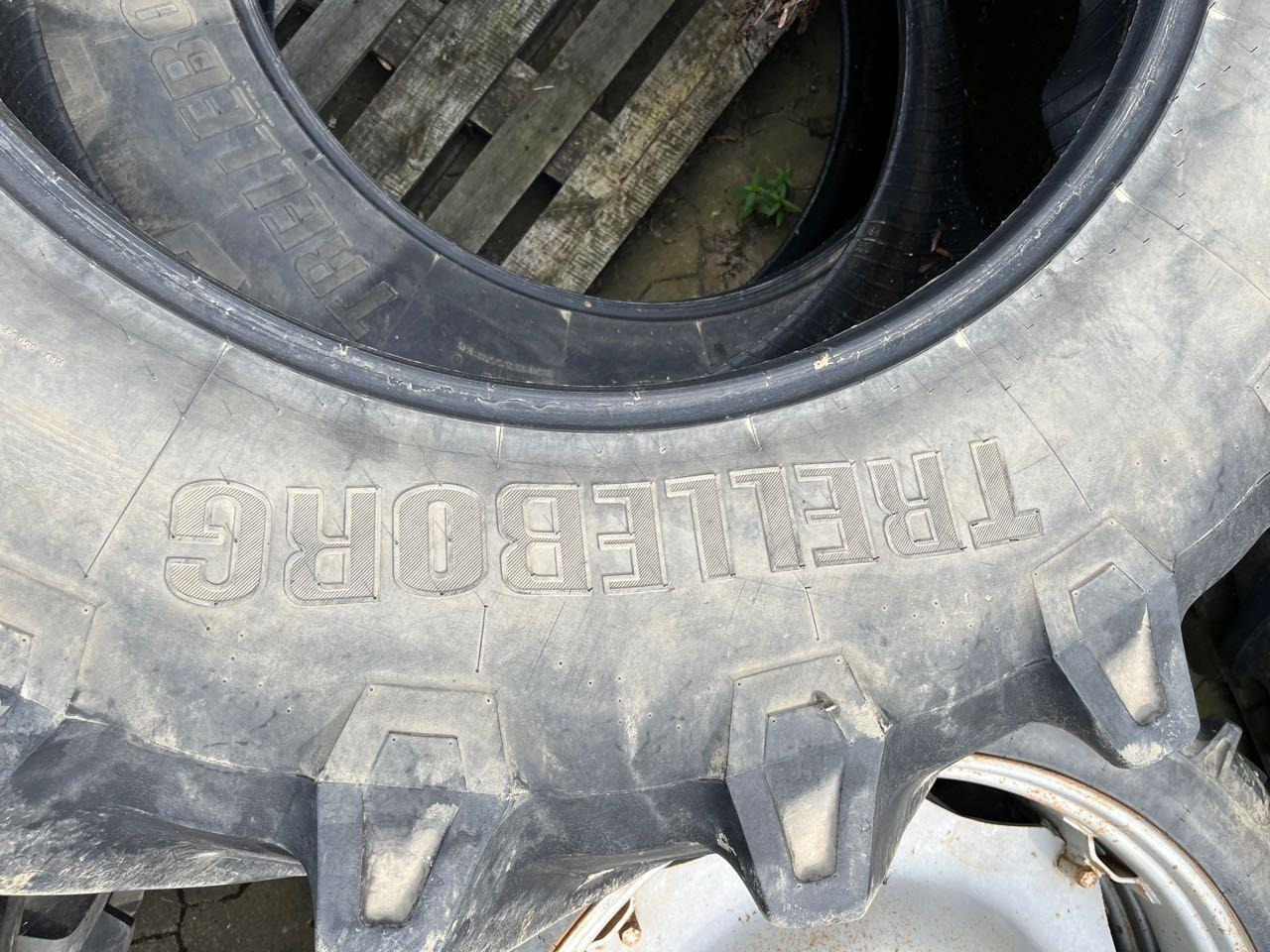 Trelleborg TM 700 - Гума: снимка 2 Trelleborg TM 700 - Гума: снимка 2