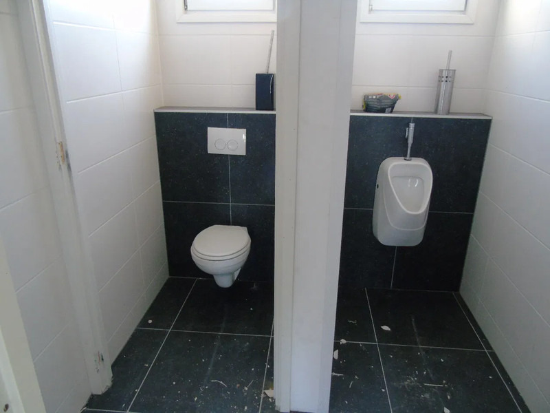 Оборудване за гаражи/ Работилници Bosch 100M2 COMPLETE OFFICE UNIT, FOTOS BEFORE AND AFTER / 2OFFICE + TOILET + KITCHEN + KANTOOR: снимка 13