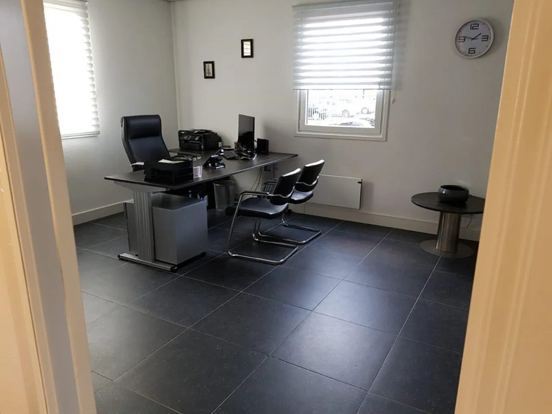 Оборудване за гаражи/ Работилници Bosch 100M2 COMPLETE OFFICE UNIT, FOTOS BEFORE AND AFTER / 2OFFICE + TOILET + KITCHEN + KANTOOR: снимка 6