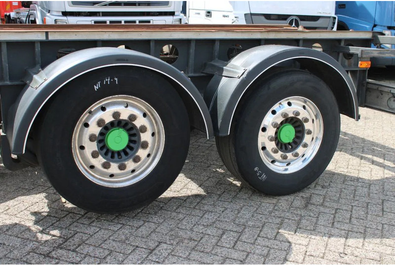 Burg 3x SAF - Контейнеровоз/ Сменна каросерия ремарке: снимка 2 Burg 3x SAF - Контейнеровоз/ Сменна каросерия ремарке: снимка 2