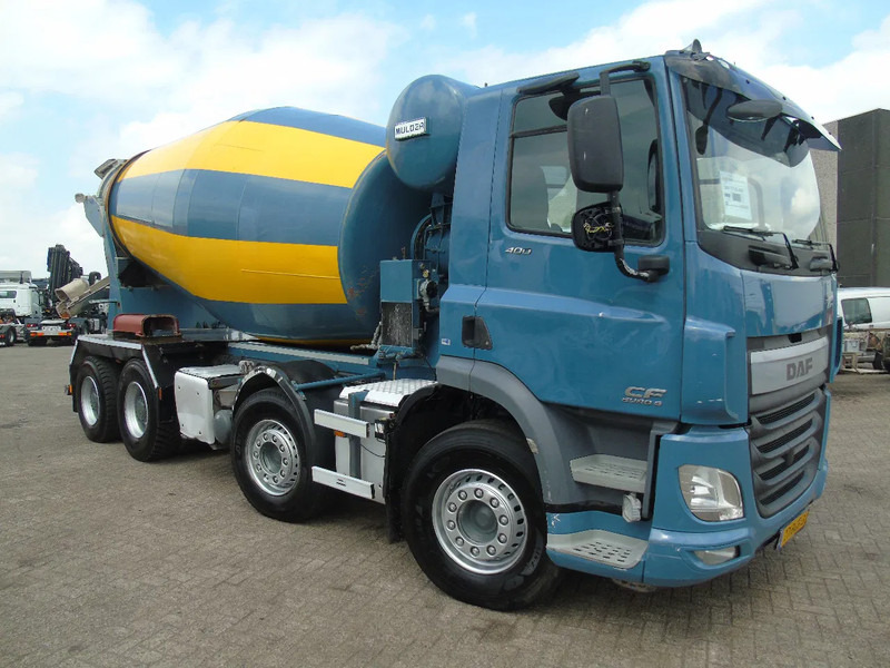 DAF CF 400 + 8X4 + MANUAL + SPRINGS + EURO 6 - Бетон помпа: снимка 2 DAF CF 400 + 8X4 + MANUAL + SPRINGS + EURO 6 - Бетон помпа: снимка 2