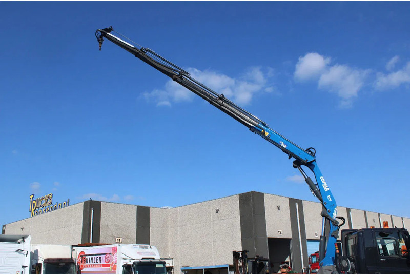 DAF CF 430 + COPMA 24TON/M + REMOTE + 6X2 STEERING + EURO 6 - Камион с кран: снимка 4 DAF CF 430 + COPMA 24TON/M + REMOTE + 6X2 STEERING + EURO 6 - Камион с кран: снимка 4