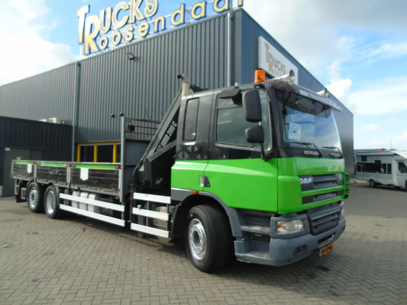 DAF CF 75.310 + HIAB 200 C5 + MANUAL + REMOTE + 6X2 STEERING - Камион с кран: снимка 2 DAF CF 75.310 + HIAB 200 C5 + MANUAL + REMOTE + 6X2 STEERING - Камион с кран: снимка 2