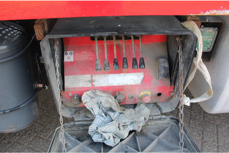 Автовоз камион DAF CF 85.410 + EURO 5 + EXTENDABLE PLATFORM HYDROLIC + 6X2 + 3X IN STOCK / WINCH: снимка 10