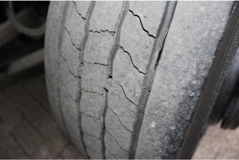 DAF LF 230 + EURO 6 + KONVEKTA KOELING + LIFT + 12T + LOW KM - Рефрижератор камион: снимка 5 DAF LF 230 + EURO 6 + KONVEKTA KOELING + LIFT + 12T + LOW KM - Рефрижератор камион: снимка 5