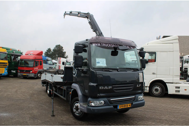 DAF LF 45.180 + FASSI F50 + 7.5T - Камион с кран: снимка 4 DAF LF 45.180 + FASSI F50 + 7.5T - Камион с кран: снимка 4