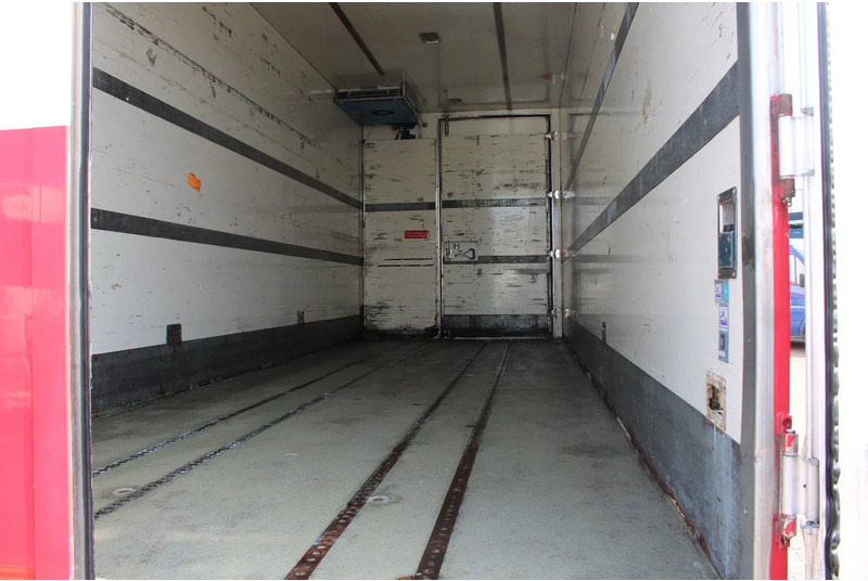 DAF XF 440 + frigo block + EURO 6 combi + LIFT + RETARDER + 2.73 HEIGHT!! - Рефрижератор камион: снимка 5 DAF XF 440 + frigo block + EURO 6 combi + LIFT + RETARDER + 2.73 HEIGHT!! - Рефрижератор камион: снимка 5