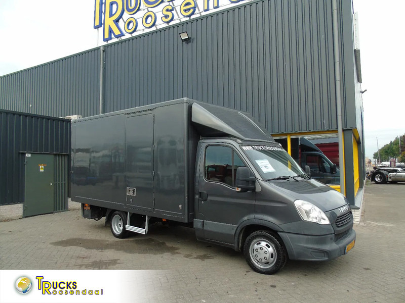 Iveco Daily 35C13 + LIFT + EURO 5 - Лекотоварен автомобил фургон: снимка 1 Iveco Daily 35C13 + LIFT + EURO 5 - Лекотоварен автомобил фургон: снимка 1