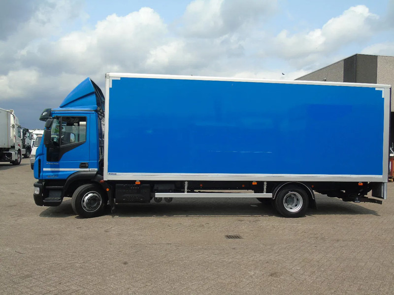 Iveco Eurocargo 120E21 euro 6 + lift + lot in stock - Камион фургон: снимка 2 Iveco Eurocargo 120E21 euro 6 + lift + lot in stock - Камион фургон: снимка 2