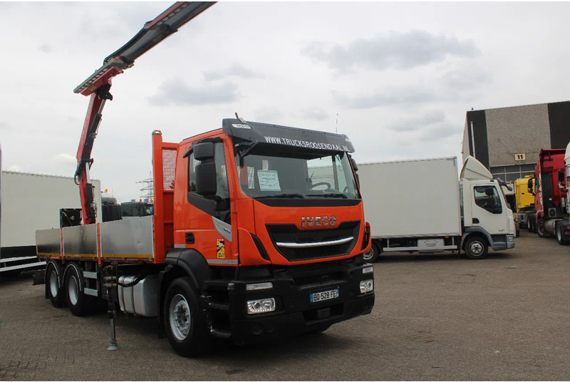 Iveco Stralis 420 + FASSI F185A.2.23 + 6X2 + REMOTE - Камион с кран: снимка 4 Iveco Stralis 420 + FASSI F185A.2.23 + 6X2 + REMOTE - Камион с кран: снимка 4