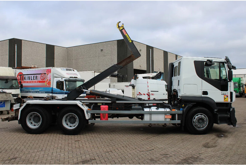 Iveco Stralis 460 + 6X2 + 20T - Мултилифт с кука камион: снимка 4 Iveco Stralis 460 + 6X2 + 20T - Мултилифт с кука камион: снимка 4