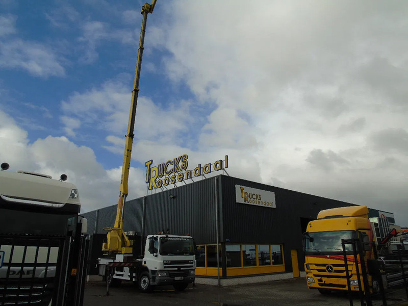 DAF CF 65.280 + 33 METER + big platform persons /400kg - Камион: снимка 2 DAF CF 65.280 + 33 METER + big platform persons /400kg - Камион: снимка 2